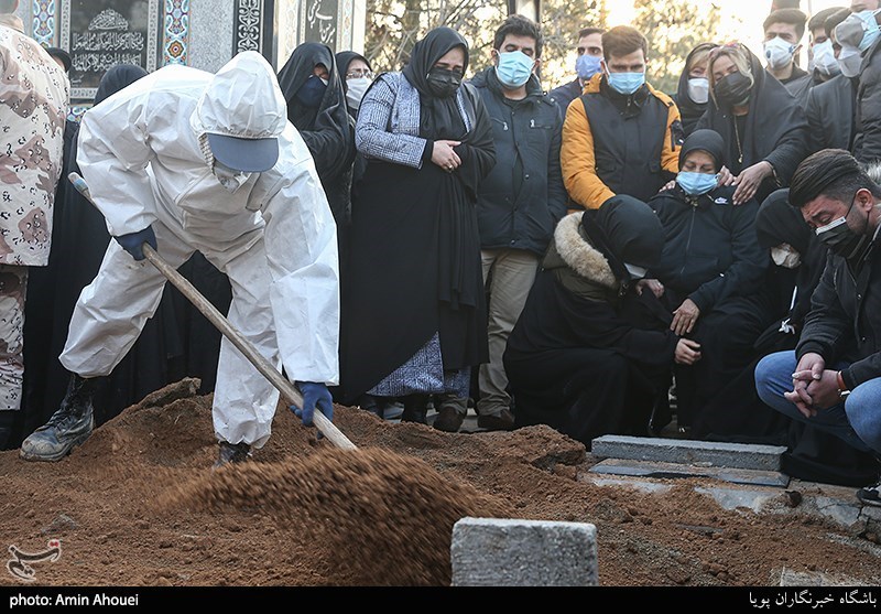 تشییع پیکر مرحوم علی انصاریان