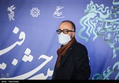 سیدروح‌الله حجازی کارگردان فیلم روشن در سی و نهمین جشنواره فیلم فجر