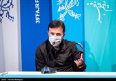 سیدجواد هاشمی بازیگر در نشست خبری فیلم منصور - سی و نهمین جشنواره فیلم فجر