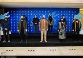 عوامل فیلم منصور در سی و نهمین جشنواره فیلم فجر