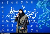 لیندا کیانی بازیگر فیلم منصور در سی و نهمین جشنواره فیلم فجر