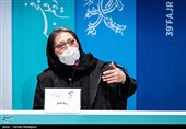 رویا افشار بازیگر در نشست خبری فیلم مامان - سی و نهمین جشنواره فیلم فجر