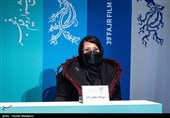 سودابه جعفرزاده بازیگر در نشست خبری فیلم تی تی - سی و نهمین جشنواره فیلم فجر