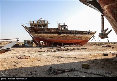 کارگاه لنج سازی در آستانه تعطیلی