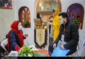 گفت و گو خبرنگار تسنیم با غرفه داران در چهاردهمین نمایشگاه بین المللی گردشگری و صنایع وابسته