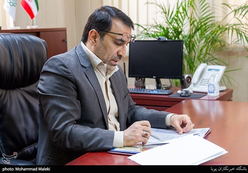 داود لطفی شهردار منطقه 17