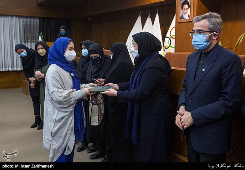 نشست تخصصی معاونت توسعه ورزش بانوان