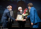 تجلیل از محمدعلی جدیدالاسلام در مراسم تجلیل از 5 هنرمند پیشکسوت
