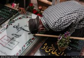 تحویل سال در کنار مزار مطهر سردار شهید قاسم سلیمانی