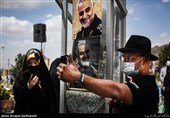تحویل سال در کنار مزار مطهر سردار شهید قاسم سلیمانی