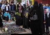 تحویل سال در کنار مزار مطهر سردار شهید قاسم سلیمانی