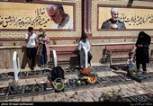 تحویل سال در کنار مزار مطهر سردار شهید قاسم سلیمانی
