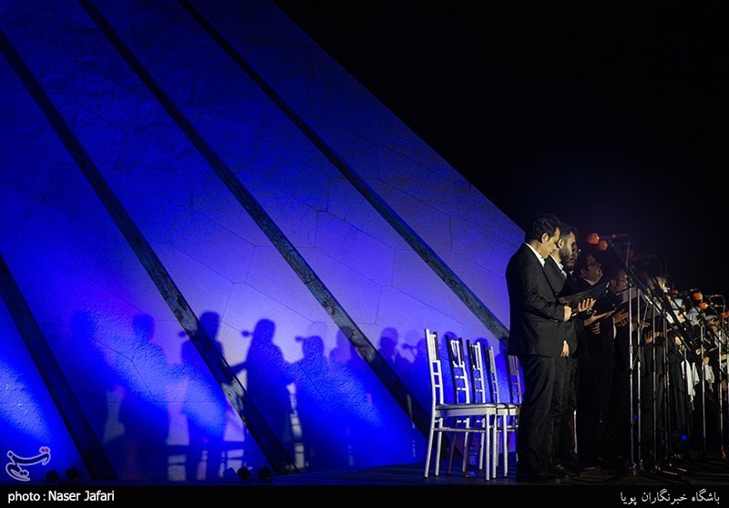 کنسرت علیرضا قربانی در میدان آزادی