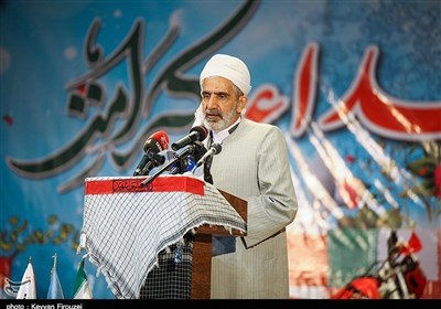 حل مشکلات معیشتی و ازدواج جوانان نیازمند نگاه آینده‌نگر مسئولان است