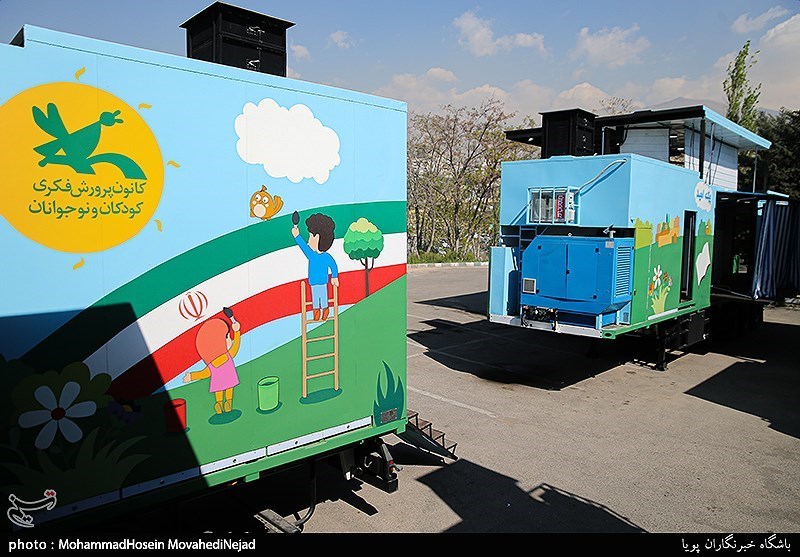 رونمایی از چهار تماشاخانه سیار کانون پرورش فکری کودکان و نوجوانان