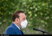  محمود واعظی رئیس دفتر رئیس جمهور در حاشیه جلسه هیئت دولت