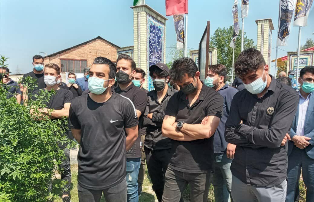 نادر دست‌نشان , 