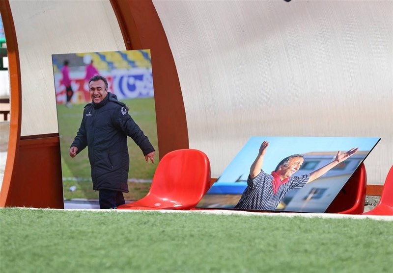 نادر دست‌نشان , 