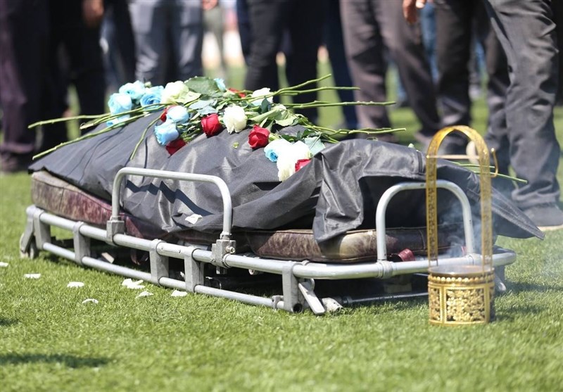 نادر دست‌نشان , 