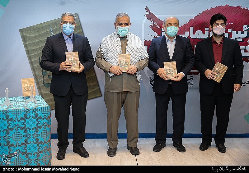 سردار نقدی معاون هماهنگ‌کننده سپاه پاسداران انقلاب اسلامی ، سردار حق طلب رئیس بنیاد حفظ آثار و نشر ارزش‌های دفاع مقدس ، مجید قلی زاده مدیرعامل خبرگزاری تسنیم وکیوان امجدیان نویسنده کتاب سماع شن ها