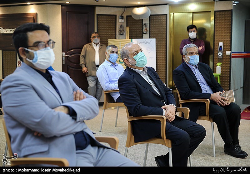 رونمایی ازکتاب (سماع شن ها)