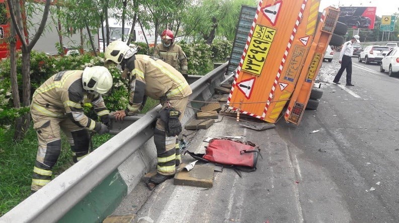 آتشنشانی , سازمان آتشنشانی تهران , پلیس راهور | پلیس راهنمایی و رانندگی , اورژانس , حوادث ,