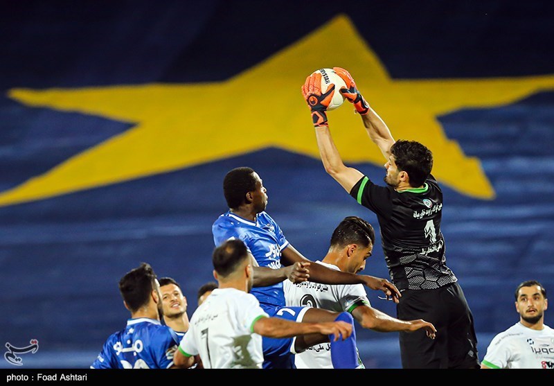 تیم فوتبال استقلال , تیم فوتبال پرسپولیس , دربی پایتخت , فراز کمالوند ,