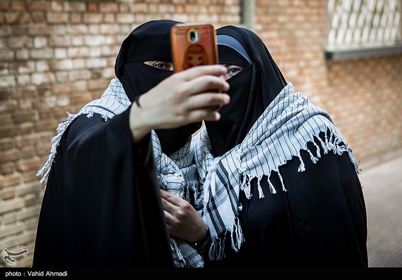 تجمع طلاب جمهوری آذربایجان در مقابل سفارت فلسطین