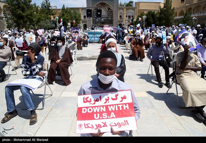 تجمع اساتید و طلاب حوزه علمیه قم