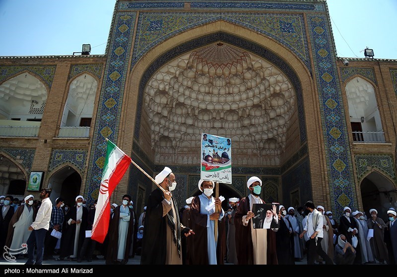 تجمع اساتید و طلاب حوزه علمیه قم