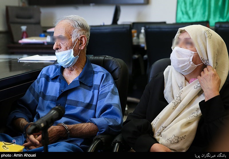 بازجویی از پدر و مادر بابک خرمدین