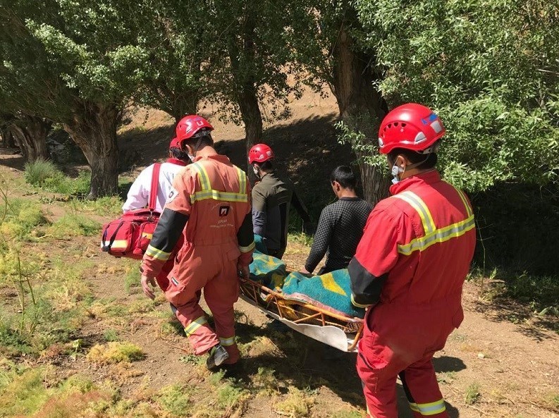 حوادث جادهای , حوادث , آتشنشانی , سازمان آتشنشانی تهران , سازمان امداد و نجات هلال احمر ,