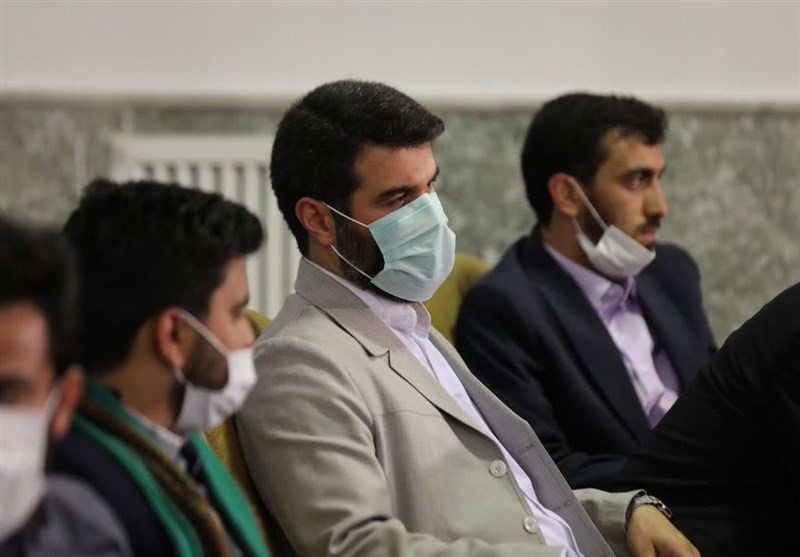 مداحی , منصور ارضی , انقلابی‌گری , 