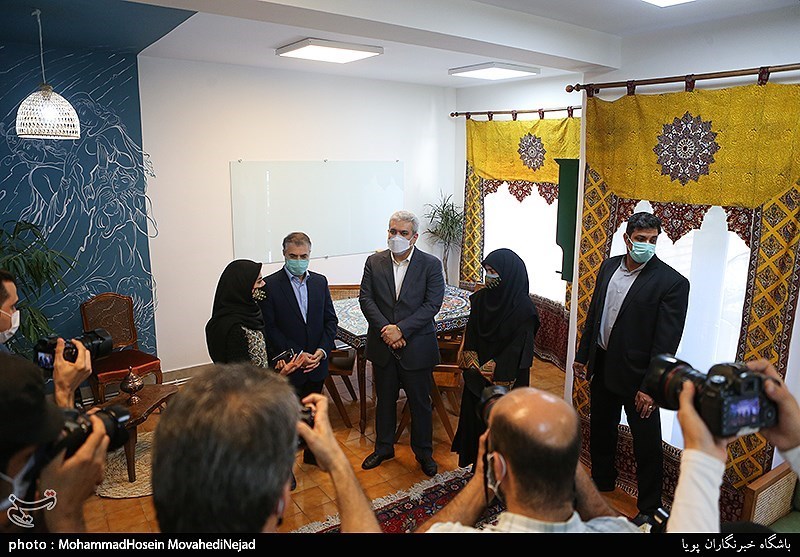 افتتاح خانه خلاق ( ب )