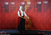 الهام موسوی بازیگر در ششمین روز سی‌وهشتمین جشنواره جهانی فیلم فجر در پردیس سینمایی چارسو
