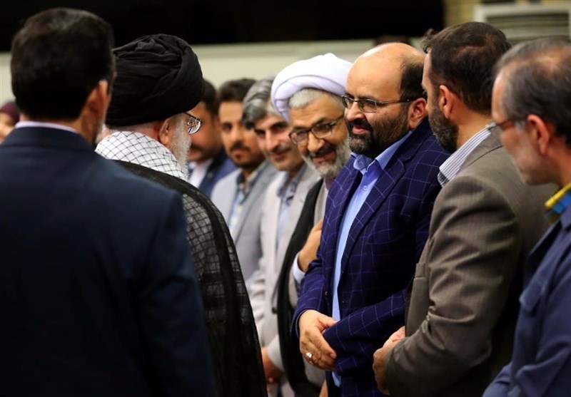 ادبیات انقلاب , شهرستان ادب , علی‌محمد مؤدب , فردوسی , 