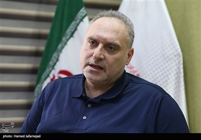 قصیده‌ای خواندنی از افشین علا برای جزایر سه‌گانه ایرانی