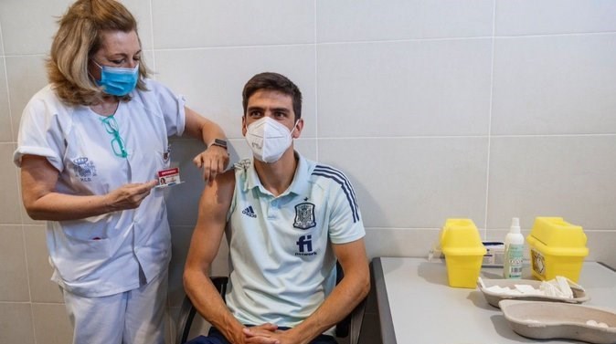 تیم ملی فوتبال اسپانیا , کرونا , تیم فوتبال لیورپول انگلیس , یورو 2020 ,