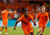 پیروزی هلند و انگلیس در خانه رقبا
