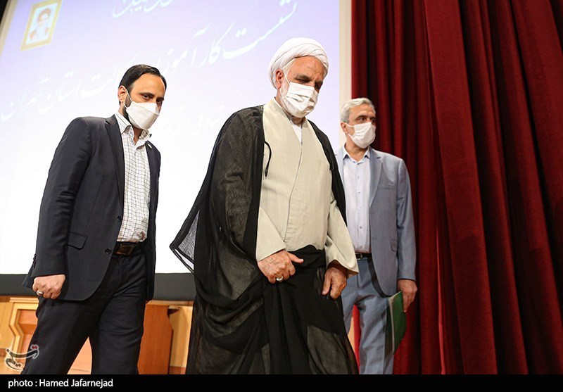 حجت الاسلام  محسنی اژه ای، معاون اول قوه قضاییه در همایش علمی کارآموزان وکالت