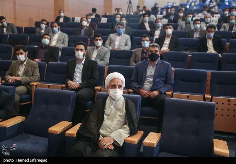 حجت الاسلام  محسنی اژه ای، معاون اول قوه قضاییه در همایش علمی کارآموزان وکالت