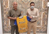 مرتضایی سرمربی فرش‌آرا باقی ماند