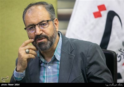 ماه و بلوط؛ روایتی فرهنگی برای بازسازی هویت ملی