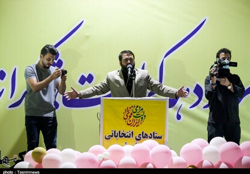 کانون مداحان , شاعر آیینی , جشنواره هنر مقاومت , استانداری کرمانشاه , 