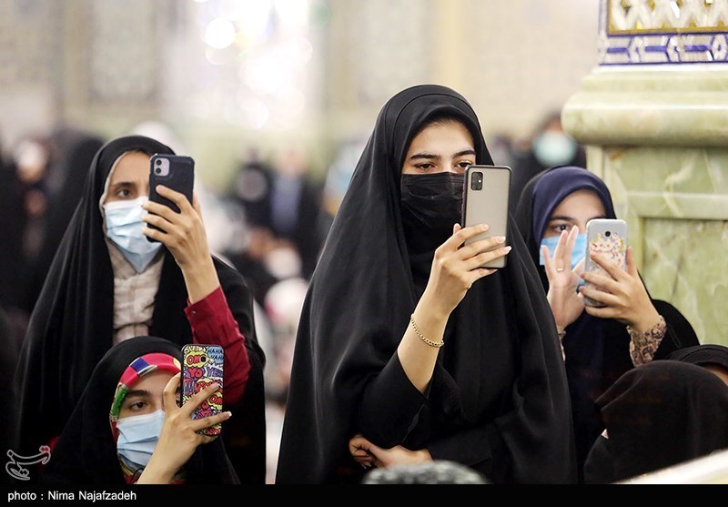 محفل شعر قرار در حرم رضوی