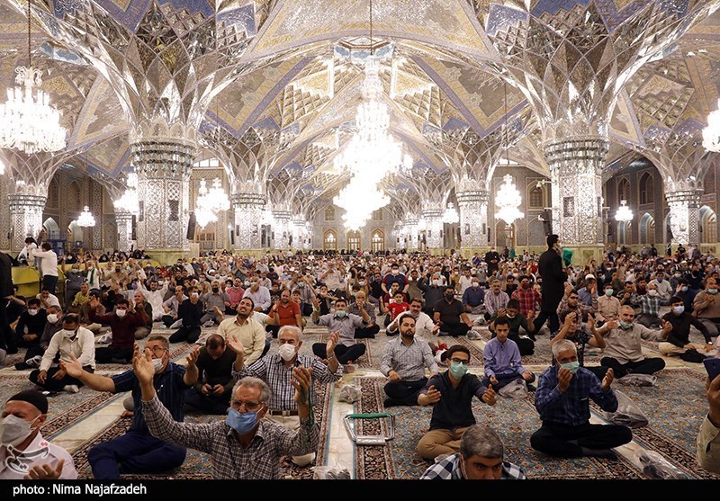 محفل شعر قرار در حرم مطهر رضوی