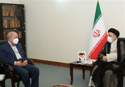 تاکید آیت الله رئیسی بر ضرورت متناسب‌سازی حقوق با تورم