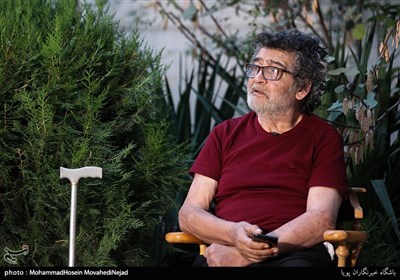 صحبت‌های رضا رویگری با دوربین تسنیم؛ ماجرای تبر و چشمِ کیان!