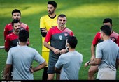 شیث رضایی: سیدجلال در مربیگری هم کاریزما دارد/ همه تیم‌ها باید نگران رقابت با پرسپولیس باشند