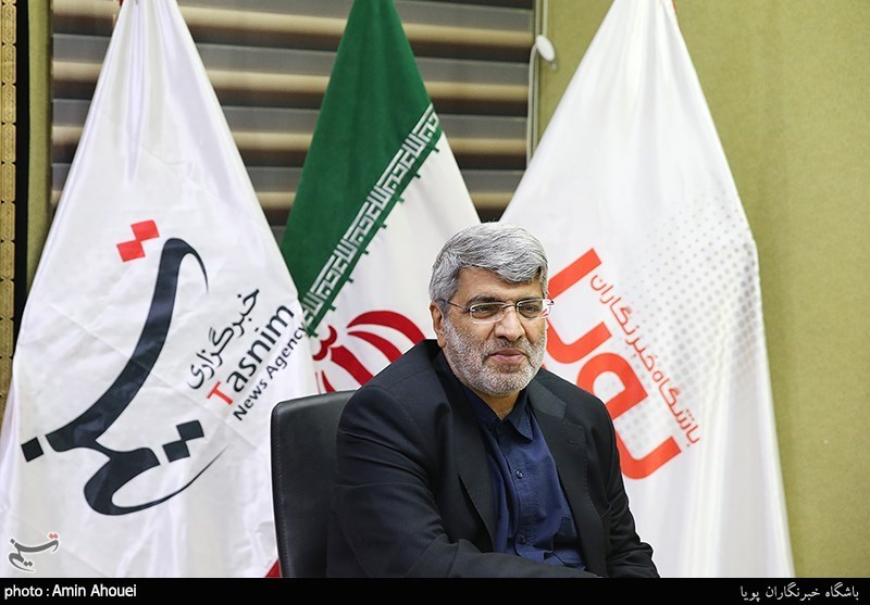 میزگرد دفاع مقدس